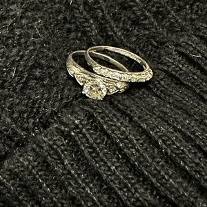1920's Vintage Platinum band & engagement ring, 0.60 carat, Color H, Clarity VS